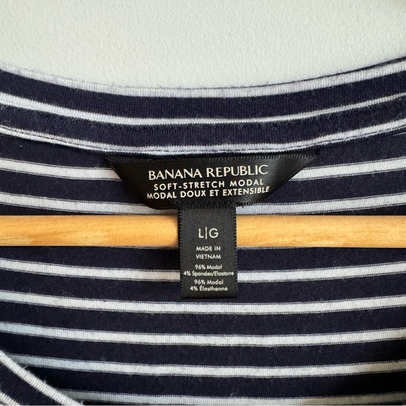 Banana Republic Top - Picture 3 of 6